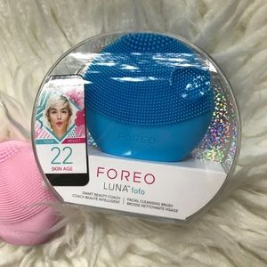 FOREO Luna fofo facial cleansing brush